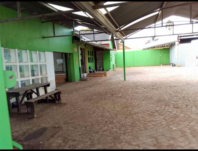 BUSINESS FOR SALE IN RHODESFIELD
